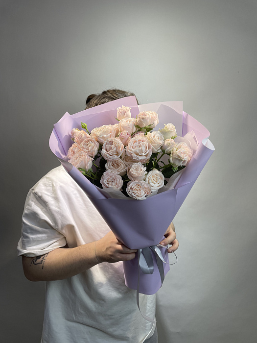 Bouquet of spray roses