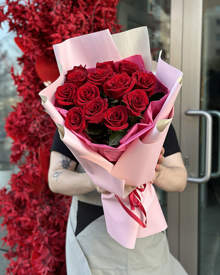 Bouquet of 13 scarlet roses flowers delivered to Astana