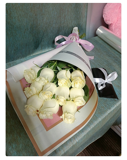 Bouquet of Rose premium flowers delivered to Kostanay.