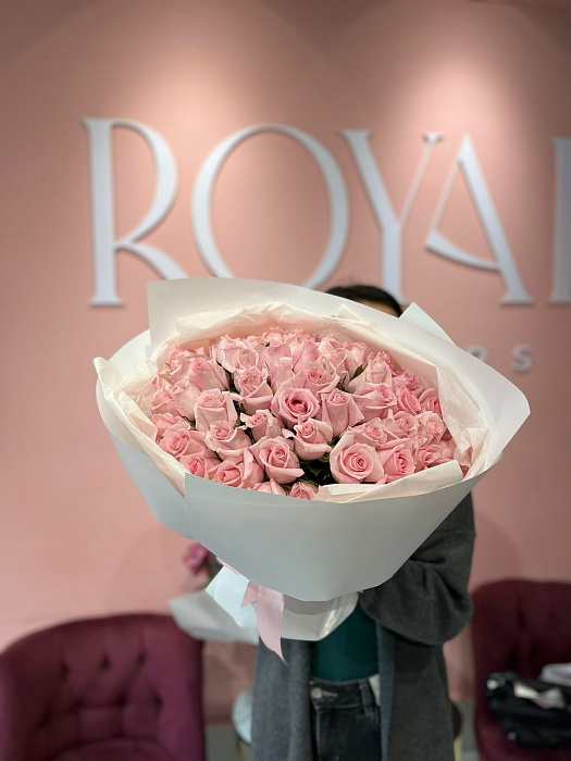 Bouquet of 51 pale pink roses