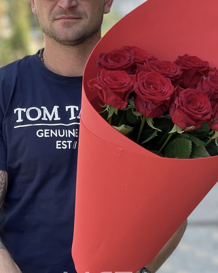 Букет 11 красных роз  с доставкой по Алматы