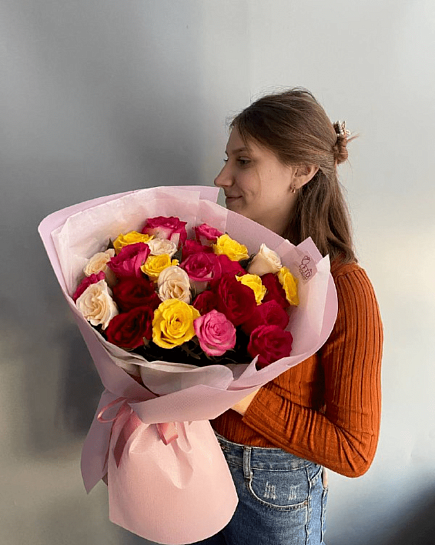 Bouquet of 25 roses mix 40-50cm flowers delivered to Astana