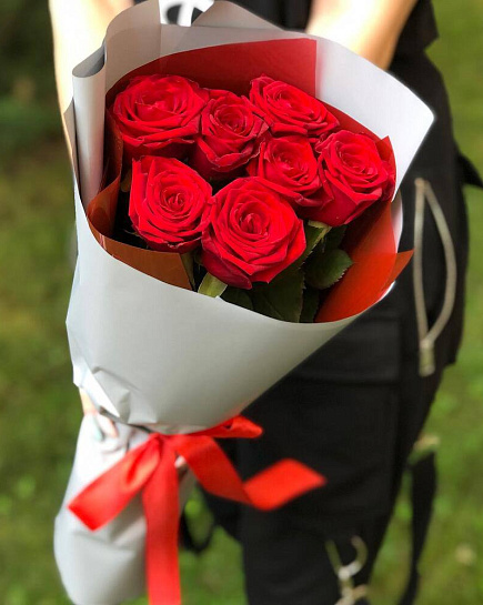 Bouquet of Bouquet of 7 red roses flowers delivered to Uralsk