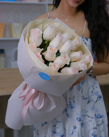 Bouquet of roses with delivery to Astana