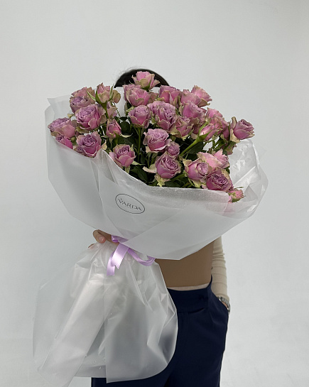 Bouquet of Garden roses 3 flowers delivered to Astana