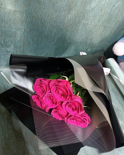 Bouquet of Bright bouquet of pink roses flowers delivered to Kostanay.