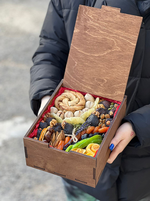 Mini box with dried fruits