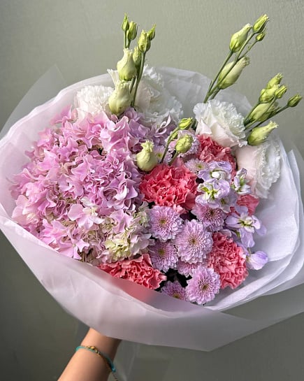 Нежный розовый букет with delivery to Astana