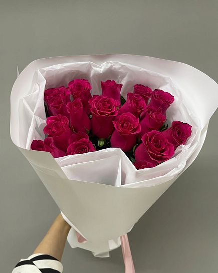 Букет из 17 розовых роз PINK  с доставкой по Алматы