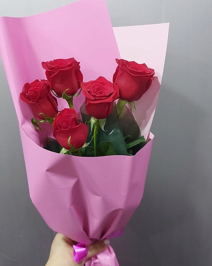 Bouquet of 5 chapters flowers delivered to Taraz