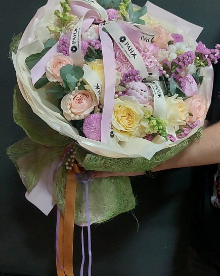 Пастельная палитра с пионовидными розами with delivery to Almaty