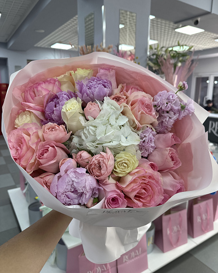 Assembled bouquet with delivery to Almaty