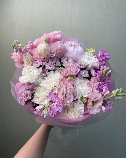 Зефирное облако из пионов и эустомы with delivery to Astana