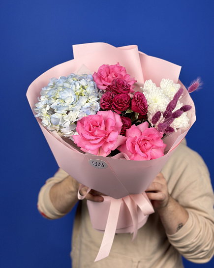 Bouquet “Wonderful” with delivery to Astana