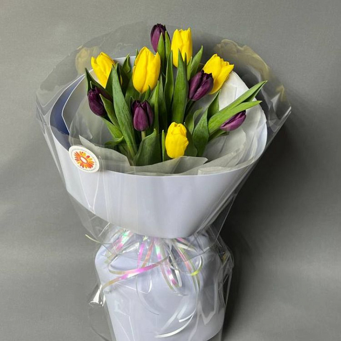 Bouquet of 9 tulips