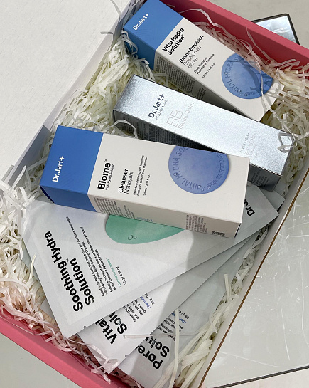 Bouquet of Cosmetic Box 