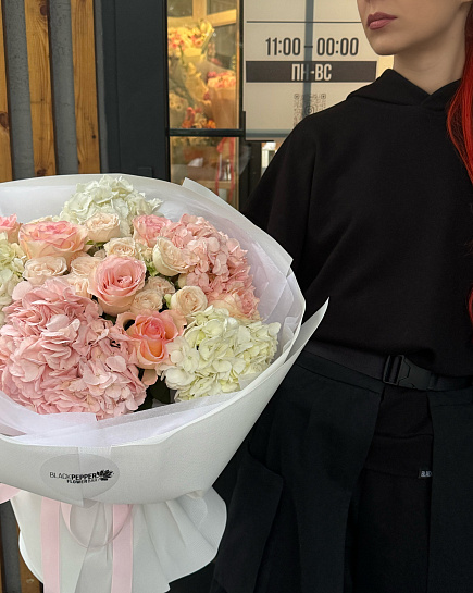 Bouquet of LUXURY SIGNATURE flowers delivered to Almaty