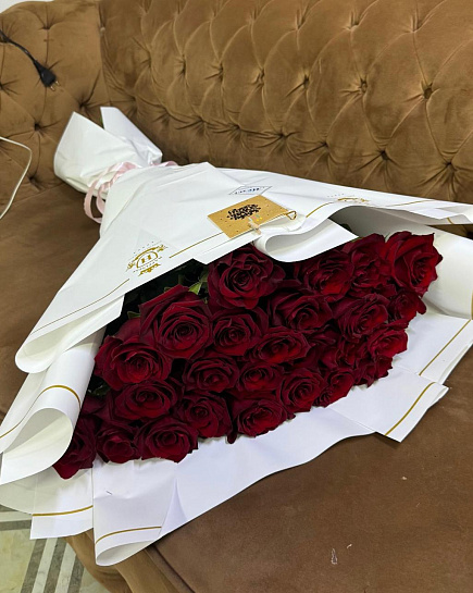 25 meter Dutch roses with delivery to Astana