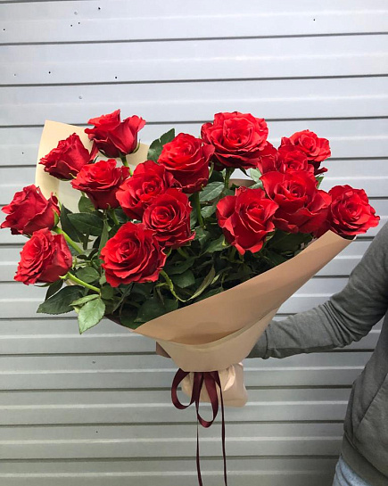 15 roses Holland with delivery to Almaty