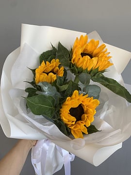 Солнечное настроение с подсолнухами