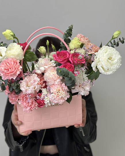 Handbag with delivery to Astana