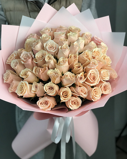 101 Roses (color to the florist's taste) with delivery to Astana