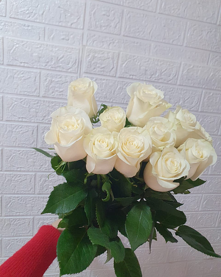 Букет белых роз  с доставкой по Алматы