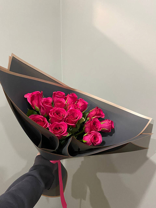 Bouquets of 15 roses