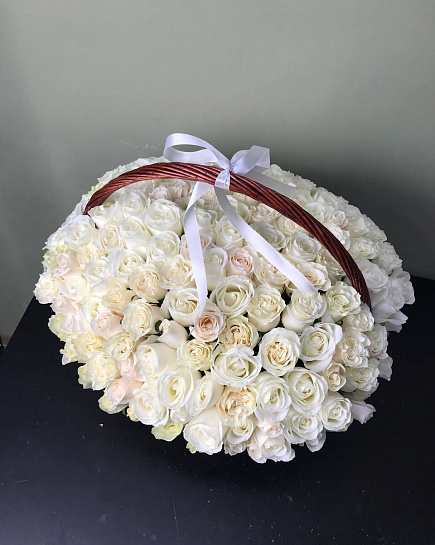 Bouquet of Basket 201 holland roses flowers delivered to Astana