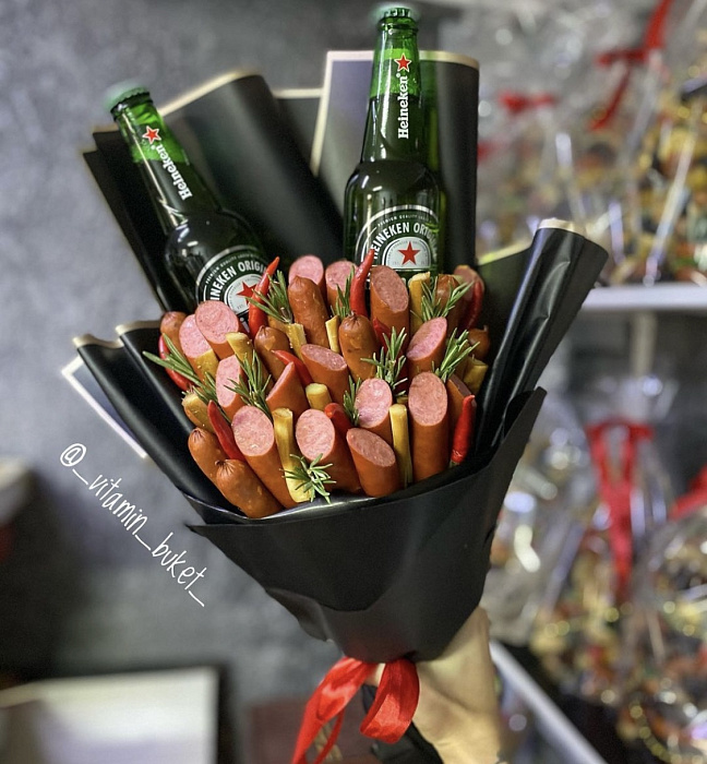 Men's beer bouquet with sausages