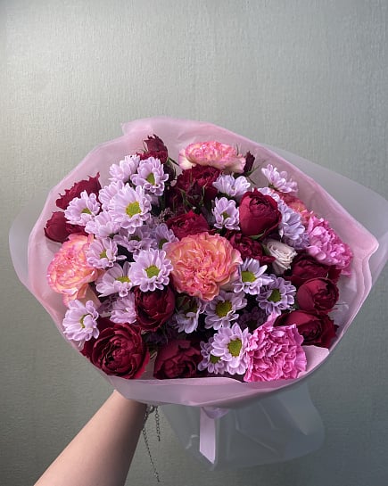 Яркий микс из хризантем и гвоздик with delivery to Astana