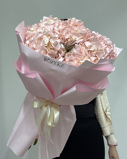 Assembled bouquet with delivery to Astana