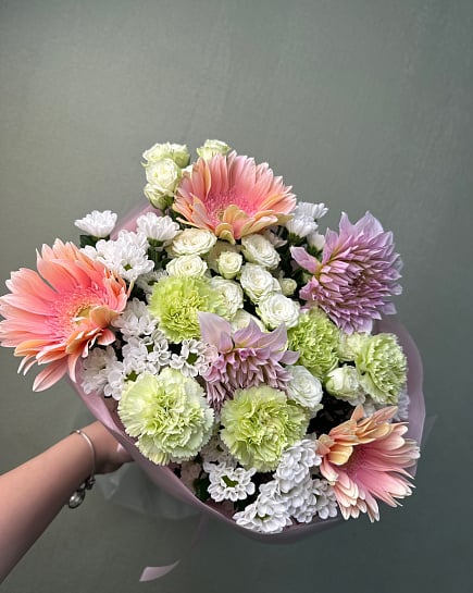 Пастельный микс с герберами и георгинами with delivery to Astana