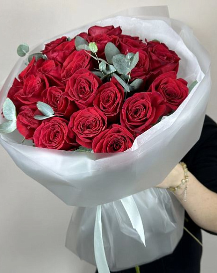 Bouquet of 25 red roses Ecuador with delivery to Almaty