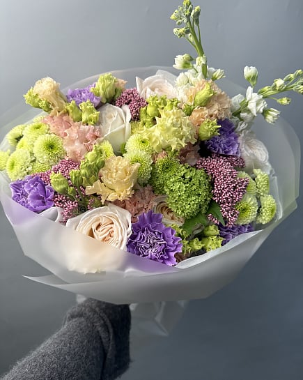 Пастельная палитра с эустомой и розами с доставкой по Астане