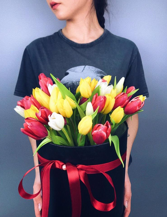 Juicy mix of tulips in a box