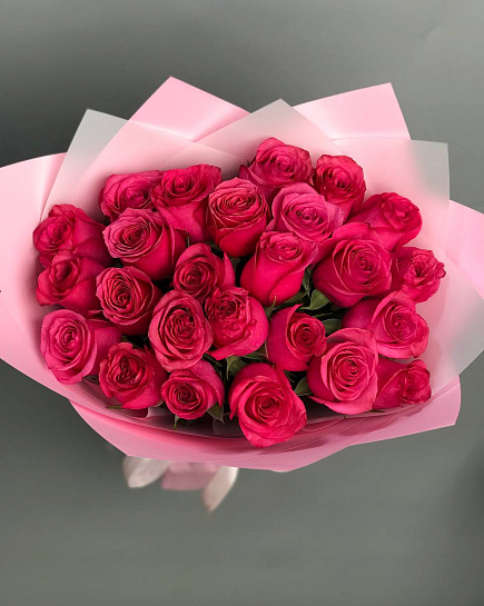 Bouquet of 25 roses (to the florist's taste) with delivery to Almaty