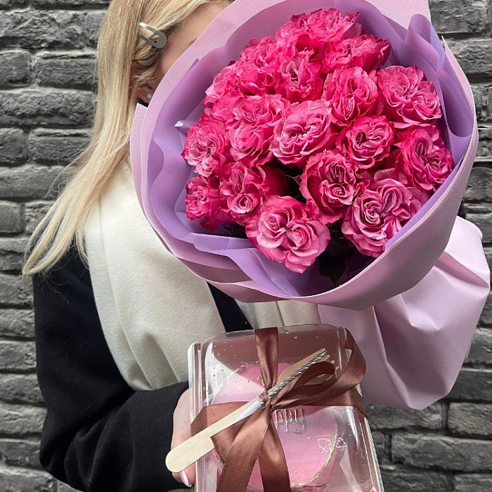 Bouquet of 21 peony roses + Bento cake