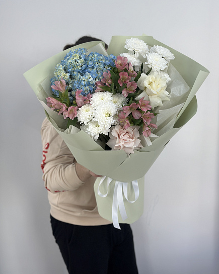 Bouquet of Eurobouquet “Chic” flowers delivered to Astana