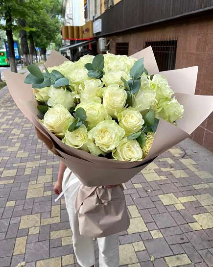 25 white roses with delivery to Almaty