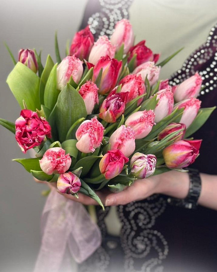 Bouquet of 25 mix of double tulips flowers delivered to Aktobe