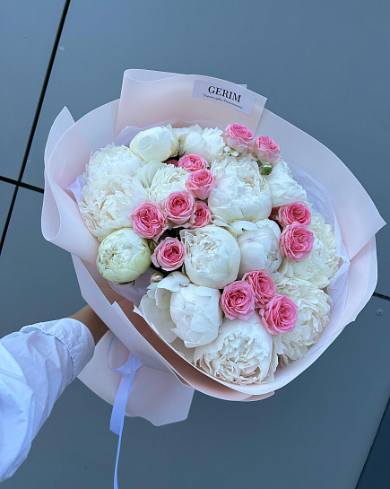 White peonies with bush roses with delivery to Astana