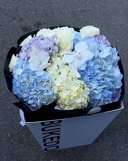 Bouquet of hydrangea, roses and orchids with delivery to Shymkent