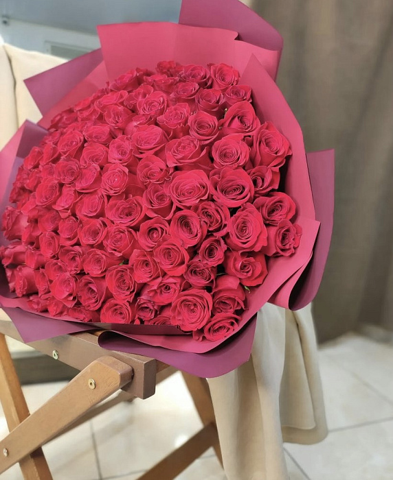 Шикарный букет из 101 розы