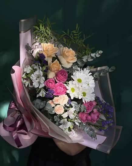 Bouquet of «WoW» flowers delivered to Karaganda