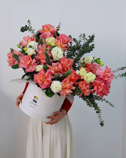 Bouquet Multicolor in a box with delivery to Almaty