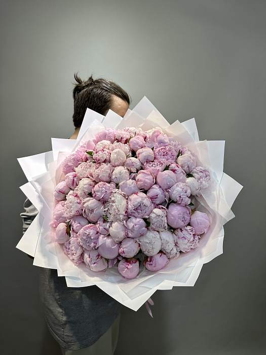 Bouquet of 63 peonies