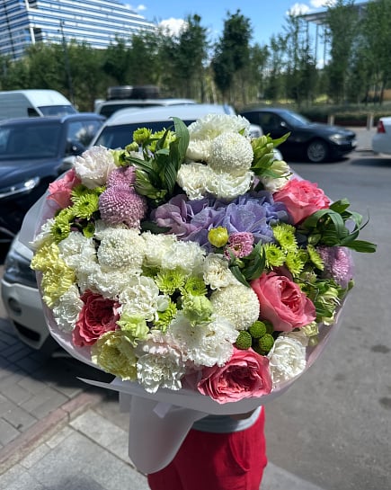 Цветочная палитра нежности с доставкой по Астане
