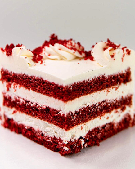 Бисквитный торт «Красный бархат» с доставкой по Алматы