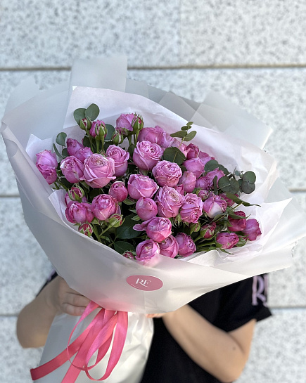 Bouquet of Air kiss flowers delivered to Astana